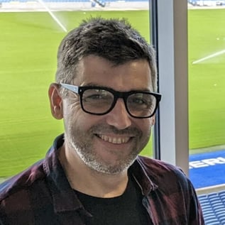 Jon-Dow-StudentCrowd