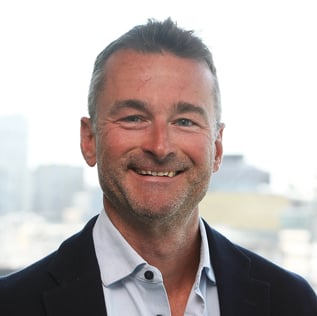 Nathan-Goddard-StudentCrowd