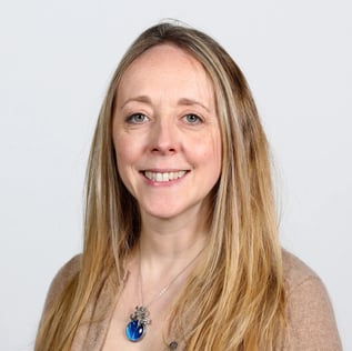 Tuely-Robins-StudentCrowd