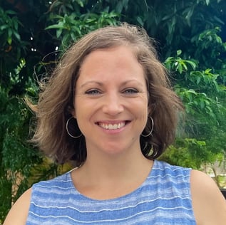 Emily-Aduah-StudentCrowd